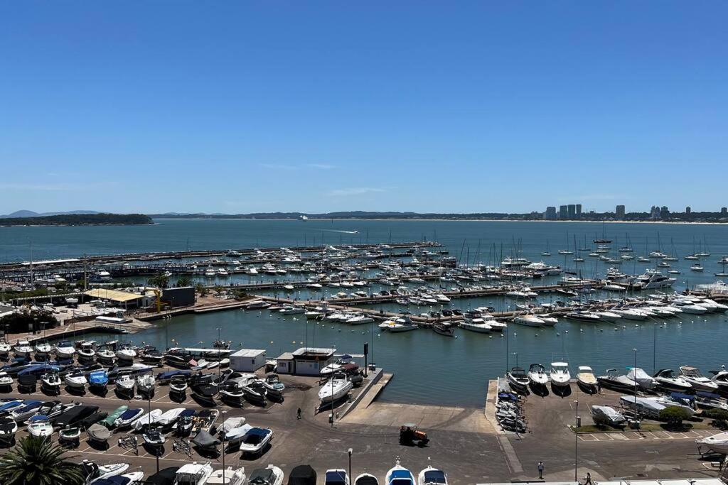 Appartement Apartamento Moderno Con Excelente Vista Al Puerto à Punta del Este Extérieur photo